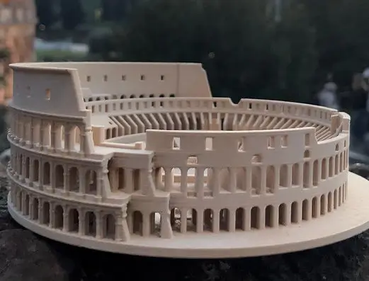 Modello architettonico del Colosseo realizzato con stampa 3D